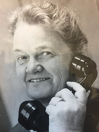 Norges første kvinnelige rørlegger (1967). Norges første kvinnelige rørlegger (1967).