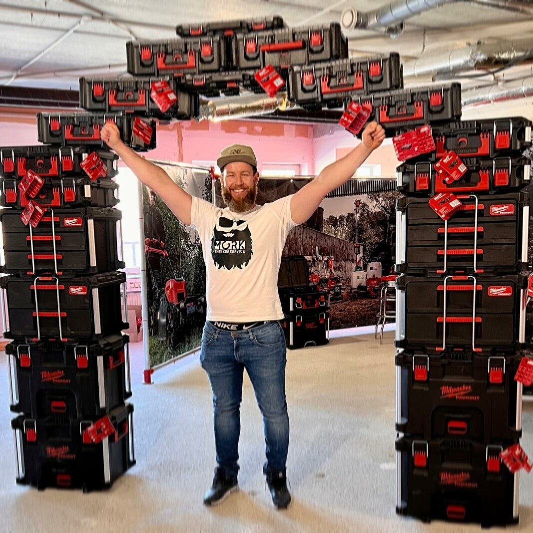 PACKOUT™-system, som er genialt for å organisere og transportere verktøy. På bildet ser du Daniel Mork, som MILWAUKEE har et spennende samarbeid med på Instagram. PACKOUT™-system, som er genialt for å organisere og transportere verktøy. På bildet ser du Daniel Mork, som MILWAUKEE har et spennende samarbeid med på Instagram.